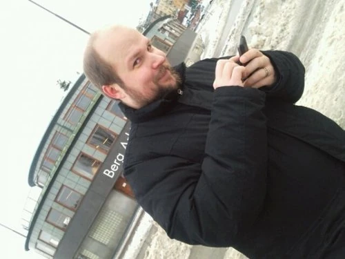 Где сейчас Нотч (Маркус Персон) и как он живёт, какую игру делает в 2026 4 Нотч фото со страницы в X (Twitter)